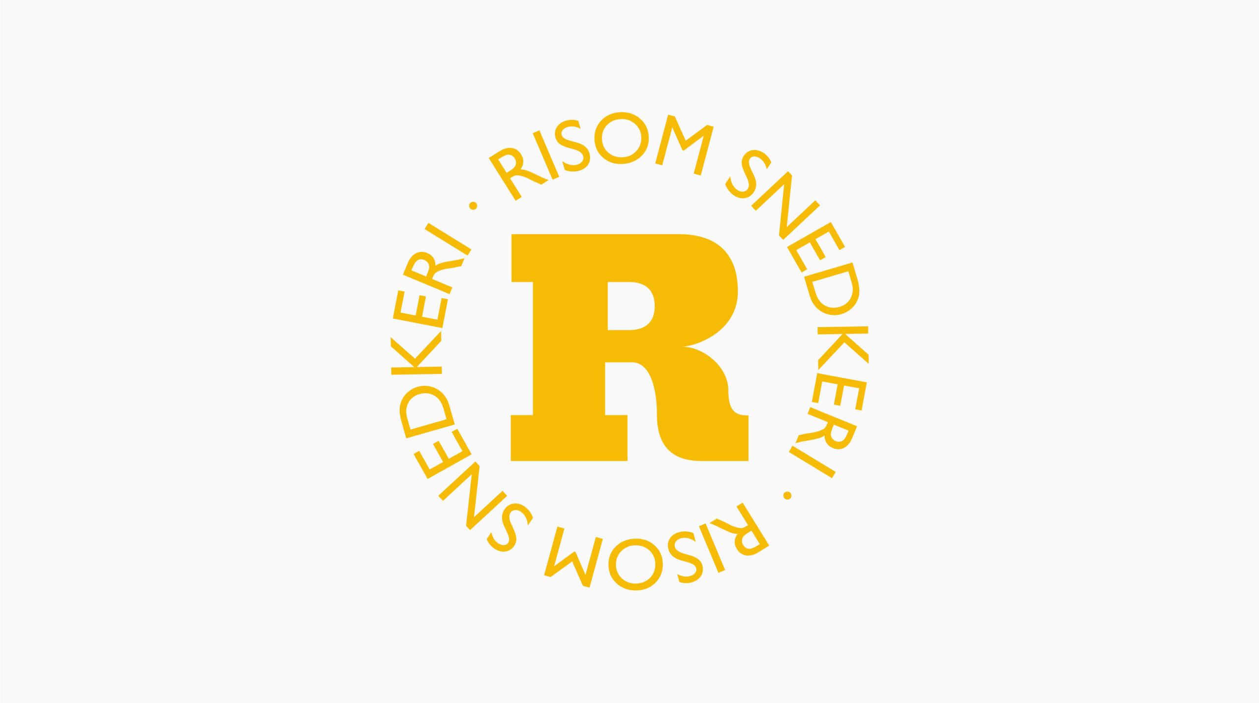 Nyt logo til Risom Snedkeri. Et stort R med rund tekst om.